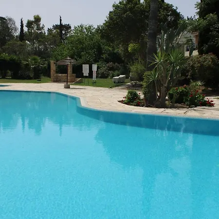 Paradise Gardens Holiday